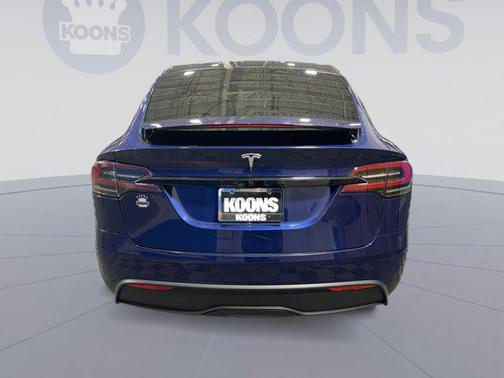 Deep Blue Metallic 2023 Tesla Model X Standard Range