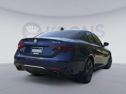Montecarlo Blue Metallic 2017 Alfa Romeo Giulia Ti
