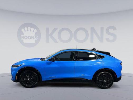 2023 Ford Mustang Mach-E California Route 1