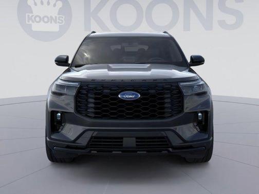 Agate Black Metallic 2026 Ford Explorer ST-Line