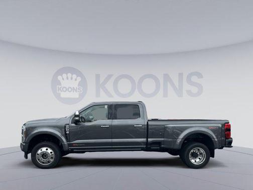 2026 Ford F-450 Platinum