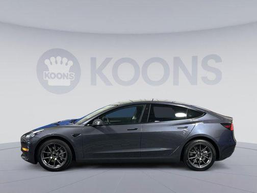 2023 Tesla Model 3 Standard Range