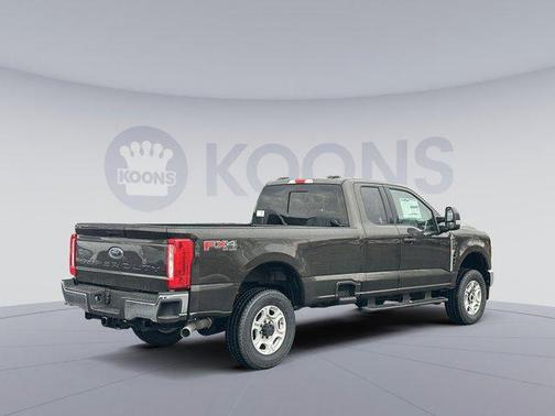 2025 Ford F-250 XLT