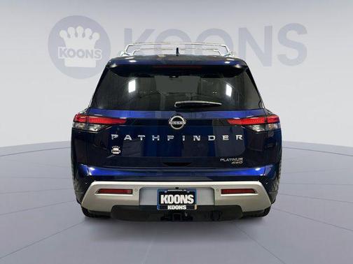 2023 Nissan Pathfinder Platinum 4WD
