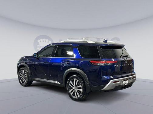 2022 Nissan Pathfinder Platinum 4WD