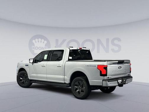 2025 Ford F-150 Lightning Flash