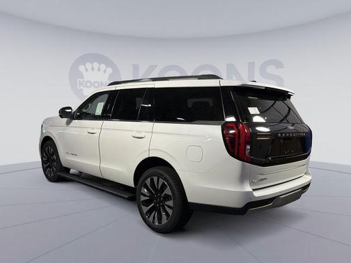 STAR WHITE MET TRI-COAT 2026 Ford Expedition Platinum
