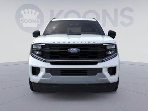 STAR WHITE MET TRI-COAT 2026 Ford Expedition Platinum