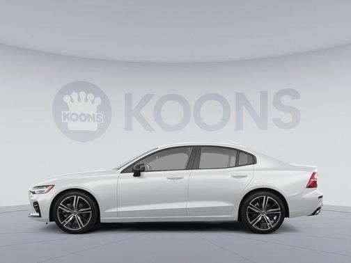 2019 Volvo S60 T5 Momentum