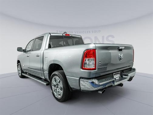 Photo 3 of 44 of 2020 RAM 1500 Big Horn