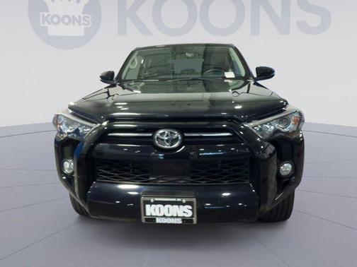 Midnight Black Metallic 2020 Toyota 4Runner SR5 Premium