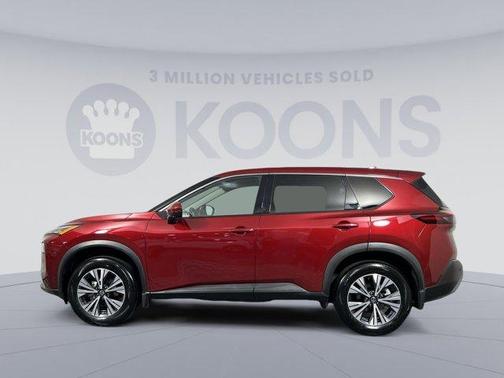 Photo 2 of 27 of 2021 Nissan Rogue SV