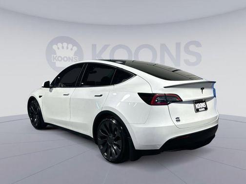 2024 Tesla Model Y Performance Dual Motor All-Wheel Drive