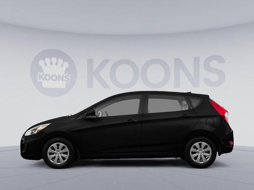Ultra Black Pearl 2016 Hyundai Accent SE
