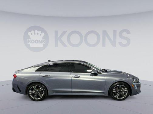 2022 Kia K5 EX