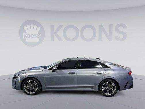 2022 Kia K5 EX