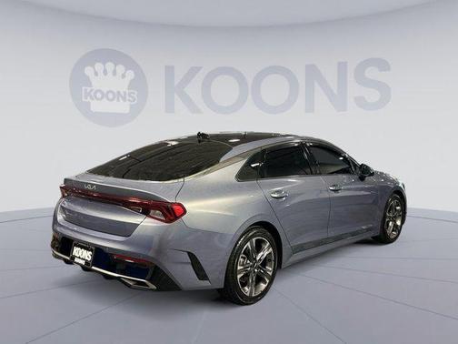 2022 Kia K5 EX
