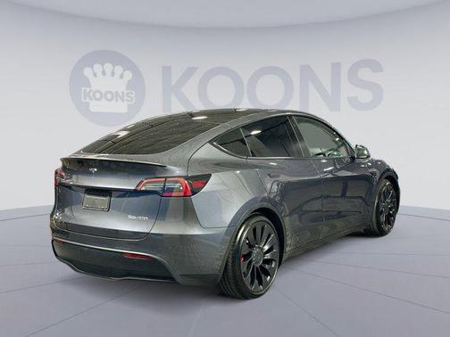 2022 Tesla Model Y Performance Dual Motor All-Wheel Drive