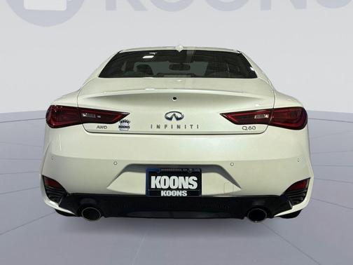 Majestic White 2017 INFINITI Q60 3.0T Premium