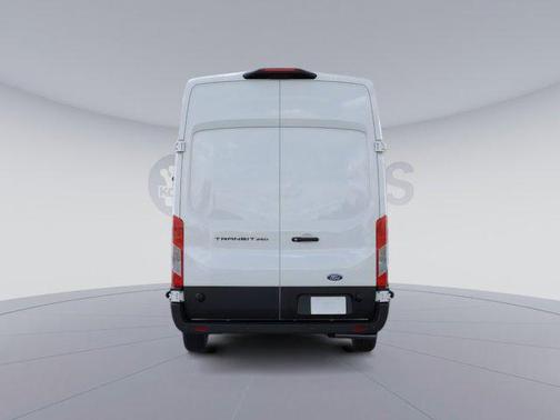Oxford White 2026 Ford Transit-250 Base