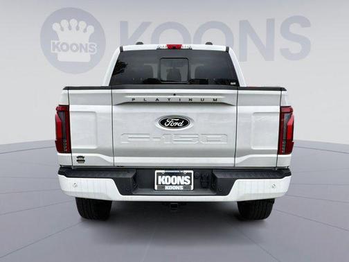 STAR WHITE METALLIC TRICOAT 2025 Ford F-150 Platinum