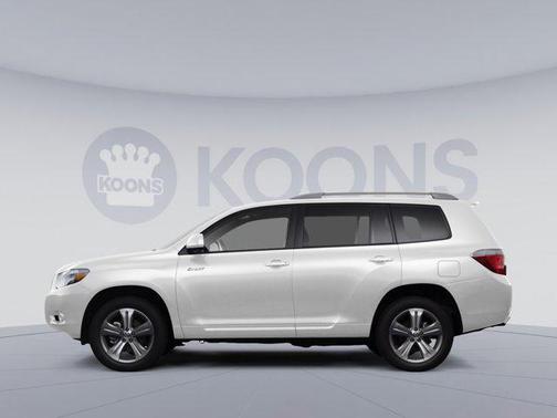 Wind Chill Pearl 2023 Toyota Highlander XLE