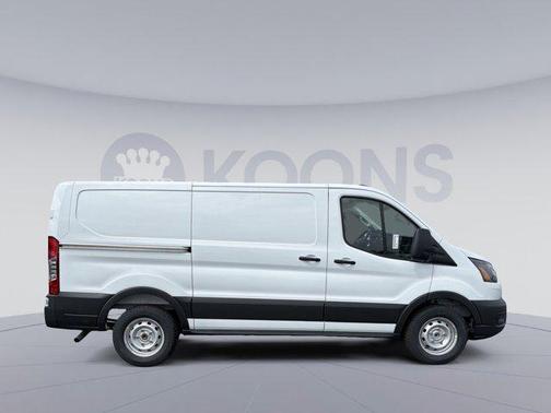OXFORD WHITE 2026 Ford Transit-150 Base