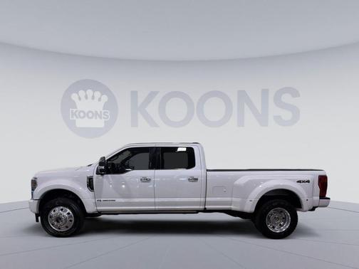STAR WHITE 2022 Ford F-450 Platinum