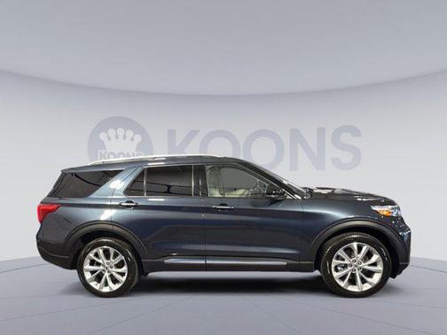 STONE BLUE METALLIC 2022 Ford Explorer Platinum