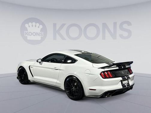 2019 Ford Shelby GT350 Base