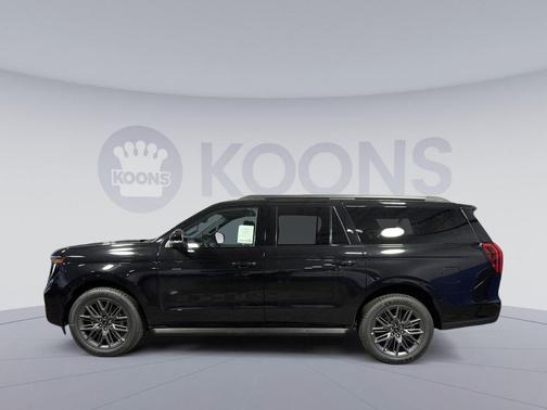 AGATE BLACK METALLIC 2026 Ford Expedition Max Platinum