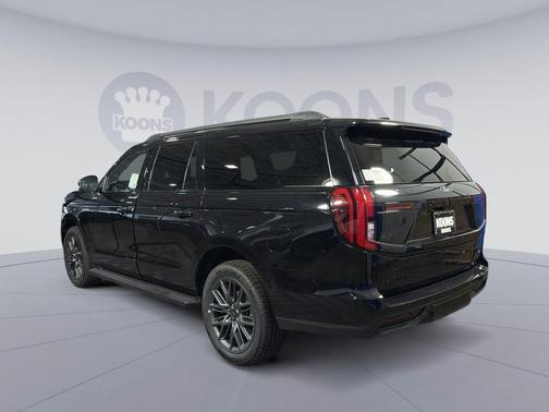 AGATE BLACK METALLIC 2026 Ford Expedition Max Platinum