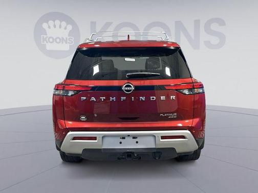 2022 Nissan Pathfinder Platinum 4WD