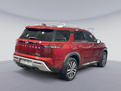 2022 Nissan Pathfinder Platinum 4WD