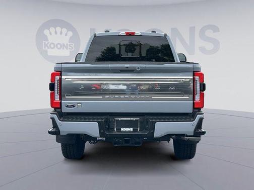 2025 Ford F-350 Platinum