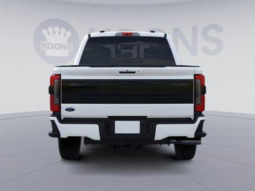 2026 Ford F-250 Platinum