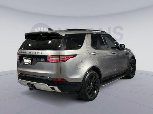 2020 Land Rover Discovery Landmark Edition