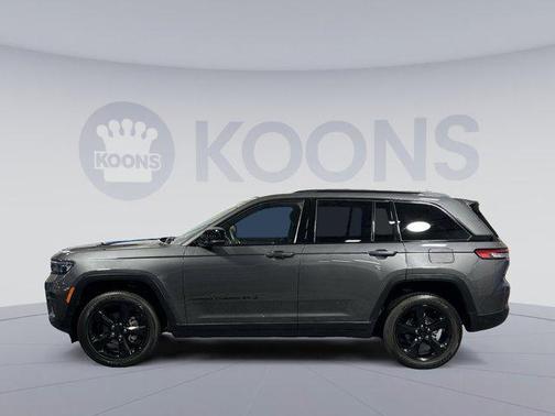 2022 Jeep Grand Cherokee Altitude