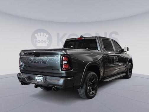 Granite Crystal Metallic Clearcoat 2025 RAM 1500 Big Horn/Lone Star