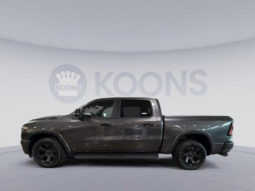 Granite Crystal Metallic Clearcoat 2025 RAM 1500 Big Horn/Lone Star