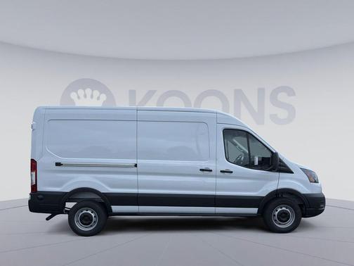 OXFORD WHITE 2026 Ford Transit-250 Base