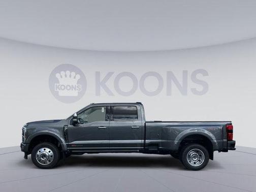 2026 Ford F-450 Platinum