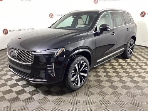 2026 Volvo XC90 B5 Core
