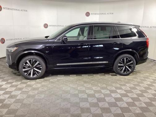 2026 Volvo XC90 B5 Core