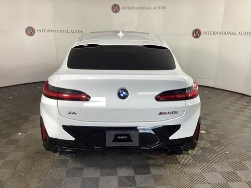 2024 BMW X4 M40i