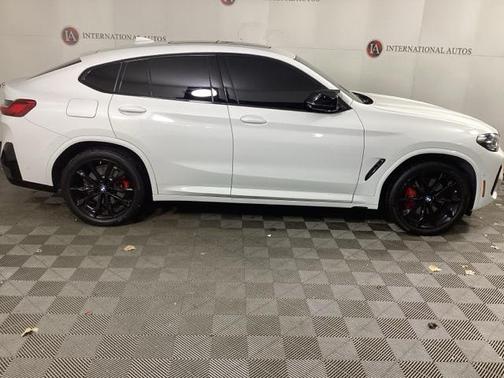 2024 BMW X4 M40i