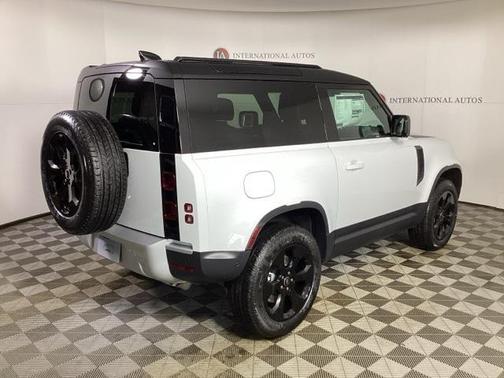 2025 Land Rover Defender 90 P300 S
