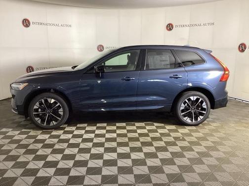 2026 Volvo XC60 B5 Plus