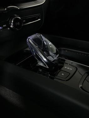 2025 Volvo XC60 Plug-In Hybrid T8 Ultra