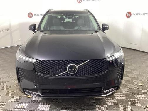 2026 Volvo XC90 B6 Ultra Dark Theme 7-Seater